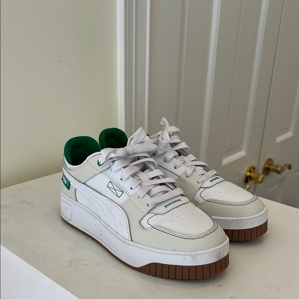 Puma White and Green Sneakers